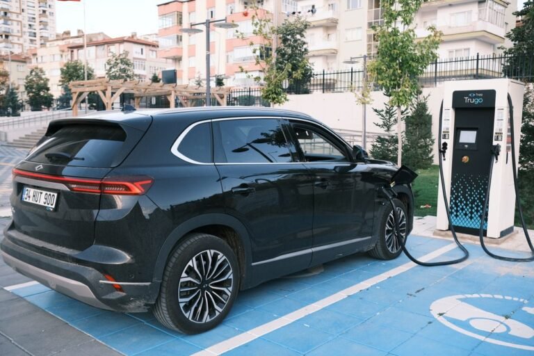 Електричната револуција на новата генерација на Mercedes C-Class